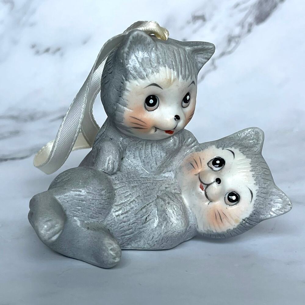 Vintage Ceramic Cat Pomander Fragrance Diffuser Ornament Kittens Gray 3.25"